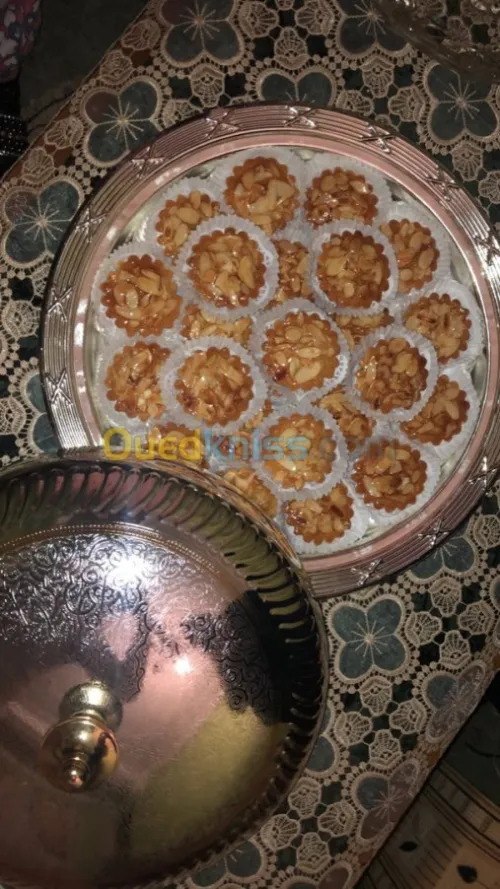 Gâteaux orientaux et secs sur commande