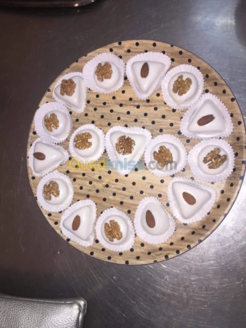 Gâteaux orientaux et secs sur commande