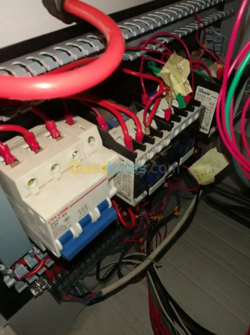 Réparation plaqueuse de chant