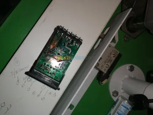 Réparation plaqueuse de chant