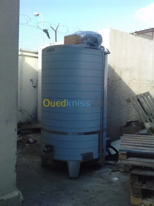 TANK ET CITERNES DE STOCKAGE  @