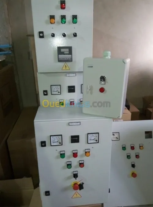 Équipement d'armoire électrique 