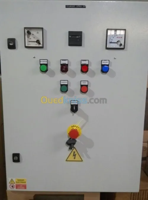 Équipement d'armoire électrique 