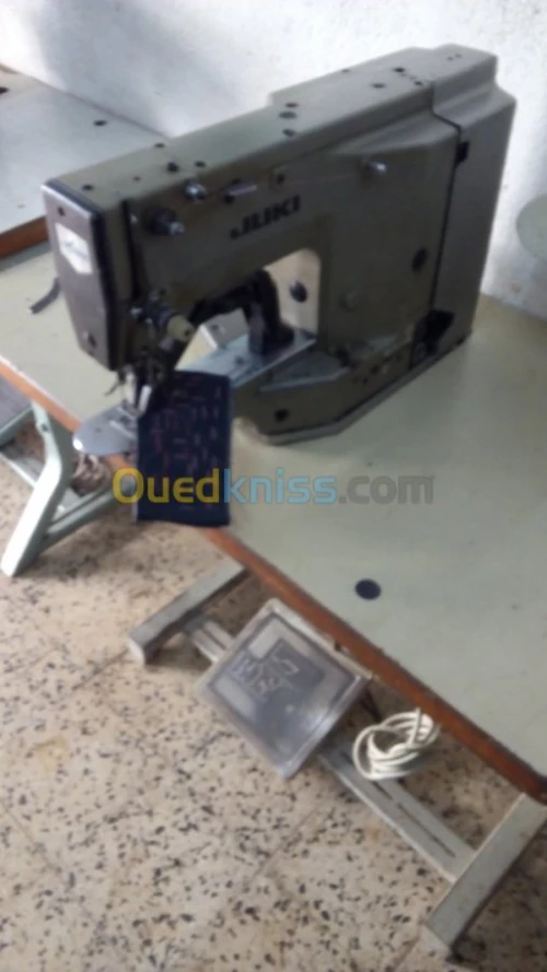 Machine à Coudre 