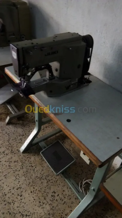 Machine à Coudre 