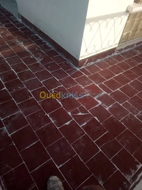 tous travaux d'etancheité  . resine