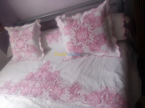 drap brodé