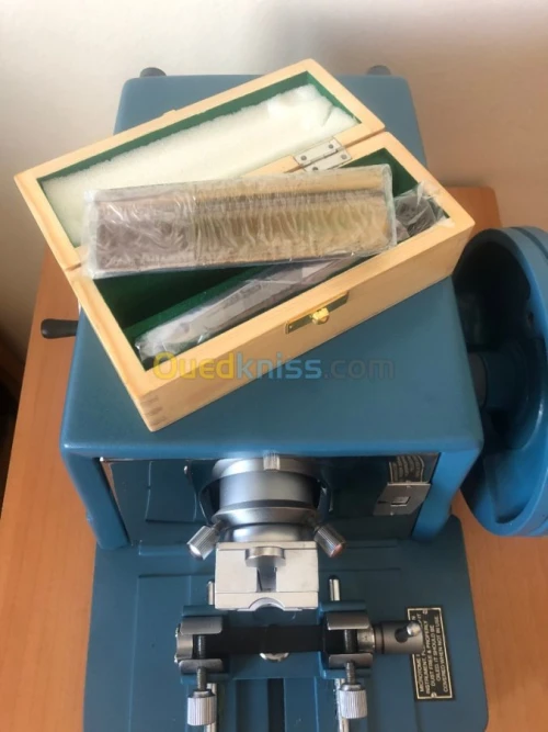 Microtome spenser 