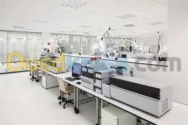 Distributeur produits de laboratoires