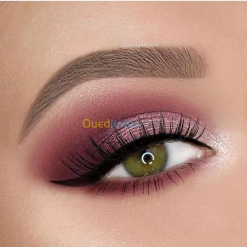 Offre un maquillage + épilation
