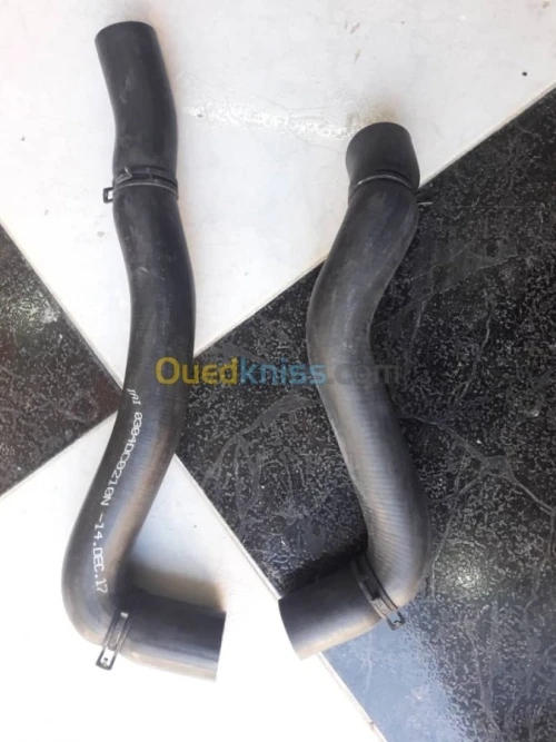 DURITE RADIATEUR EAU MAHINDRA SCORPIO