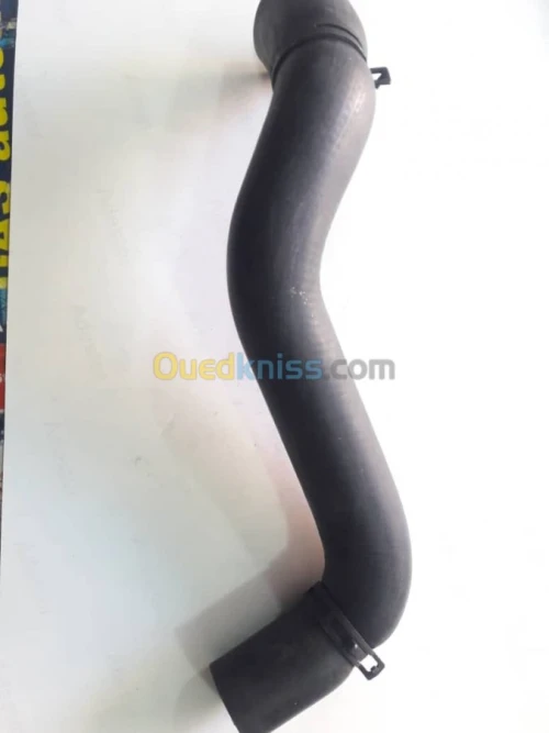 DURITE RADIATEUR EAU MAHINDRA SCORPIO