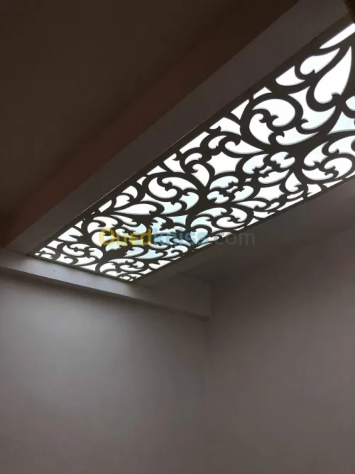 habillage, panneaux lumineuses 