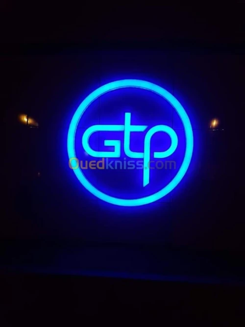 Lettre lumineuses en relief حروف ضوئية بارزة واللافتاات الاشهارية 
