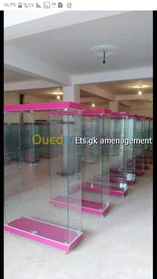 Vitrine d'exposition 