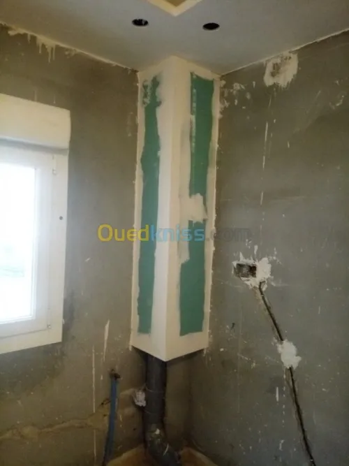 Placoplat et pvc et habillage murale