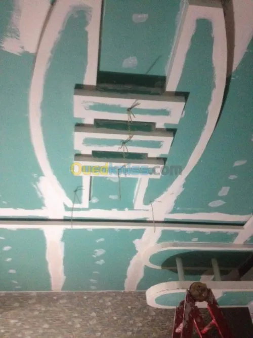 Placoplat et pvc et habillage murale