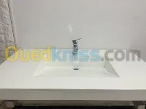 FABRICANT DE BAIGNOIRES ET D'ARTICLES