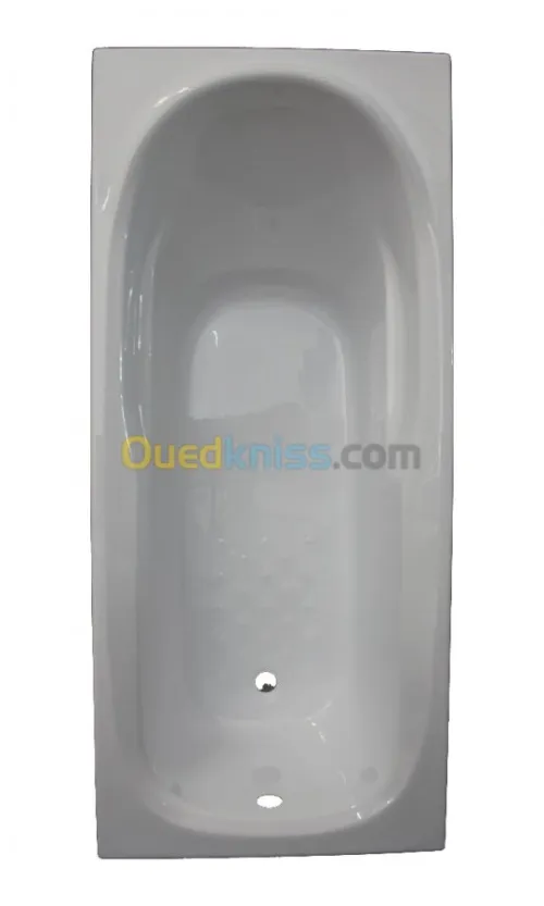 FABRICANT DE BAIGNOIRES ET D'ARTICLES