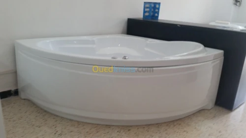 FABRICANT DE BAIGNOIRES ET D'ARTICLES