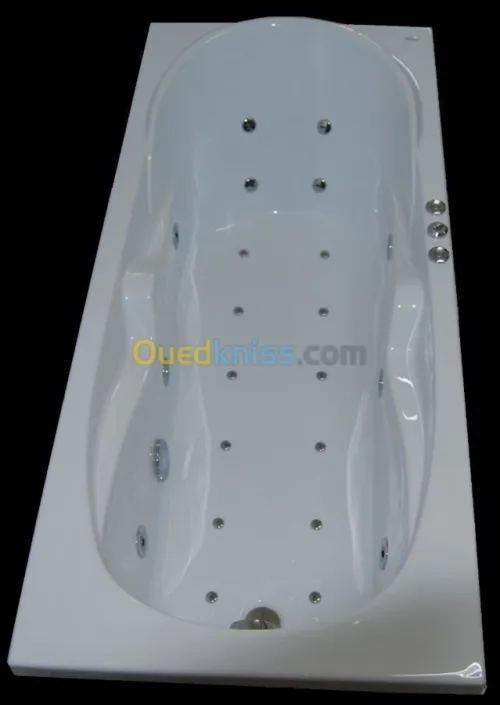 FABRICANT DE BAIGNOIRES ET D'ARTICLES