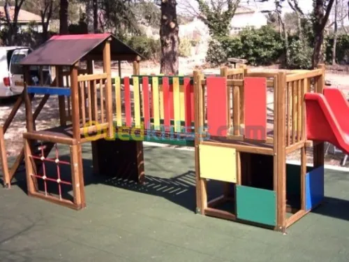 dalles amortissant pour airs de jeux 