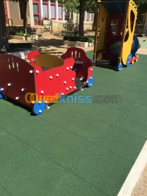 dalles amortissant pour airs de jeux 
