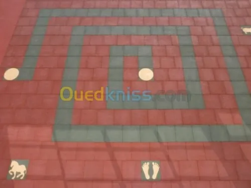 dalles amortissant pour airs de jeux 