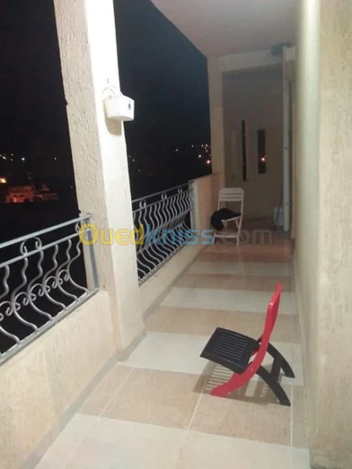 Location vacances Appartement F3 Chlef Tenes