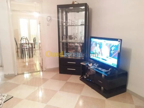 Location vacances Appartement F3 Chlef Tenes