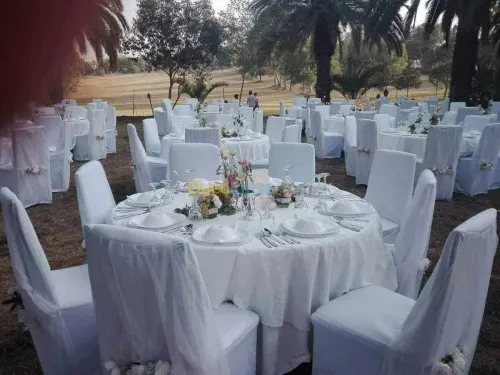 Décoration de salle/ Service traiteur 