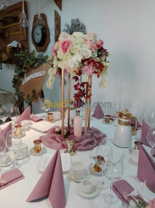 Décoration de salle/ Service traiteur 