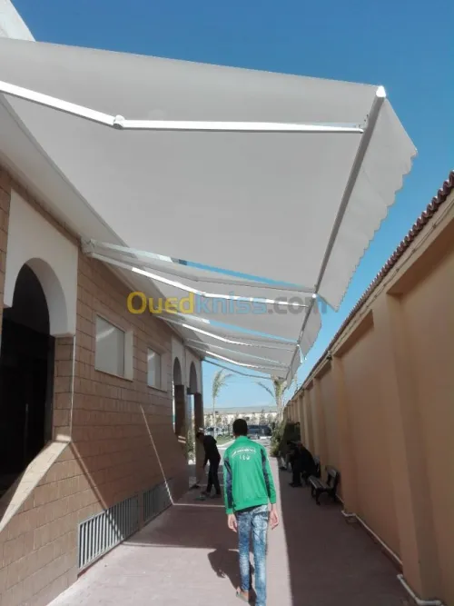 تصنيع الستائر والأبواب والنوافذ من pvc