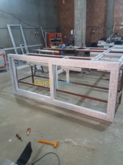 Menuisier PVC et Aluminium