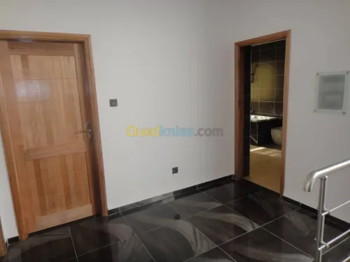 Location Appartement F4 Alger Hydra