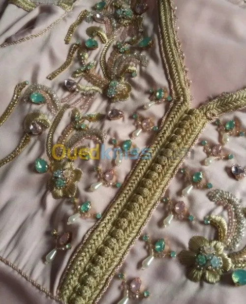   Tout type de perlage  karakou caftan