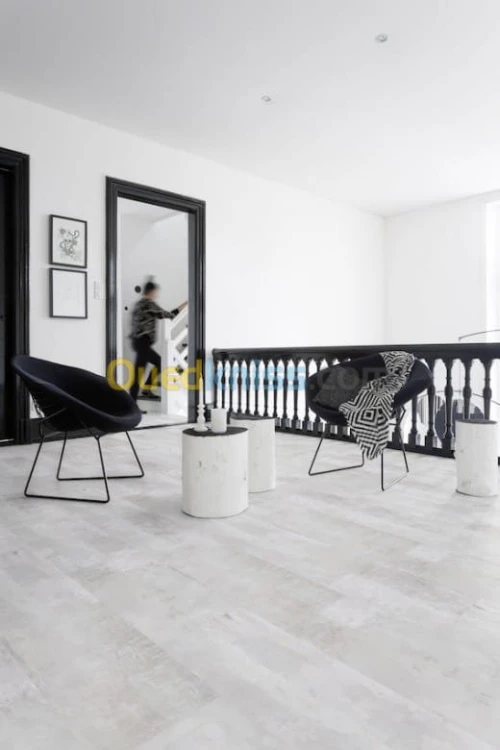 Parquet Stratifié Auto-Adhésif (PVC) 