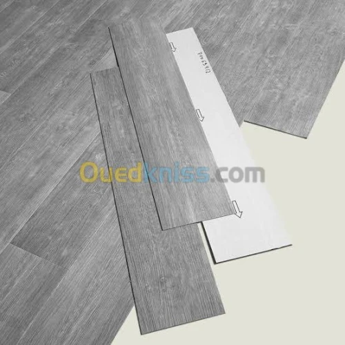 Parquet Stratifié Auto-Adhésif (PVC) 