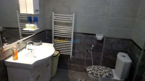 Location Appartement F2 Oran Ain el turck