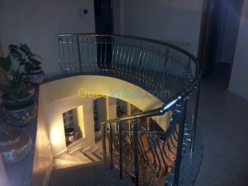 Rampe d'escalier