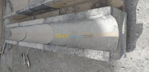 Caniveau en fonte en béton armé