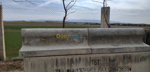 Caniveau en fonte en béton armé
