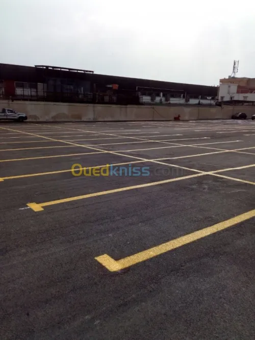  travaux de signalisation routière