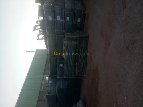 FOURNITURE ET POSE DE GAZON SYNTHÉTIQU