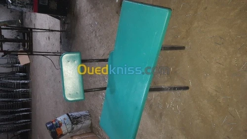Fabrication meubles scolaire 