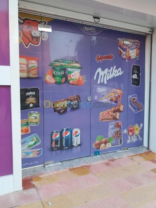 Habillage vitrine Paneaux publicitaire