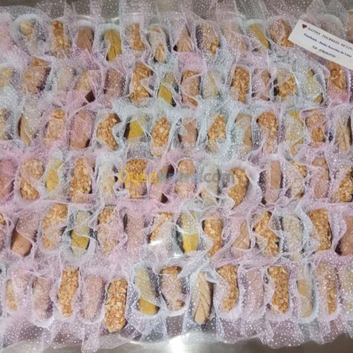 Dattes fourrées à la pâte d'amande