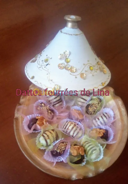 Dattes fourrées à la pâte d'amande