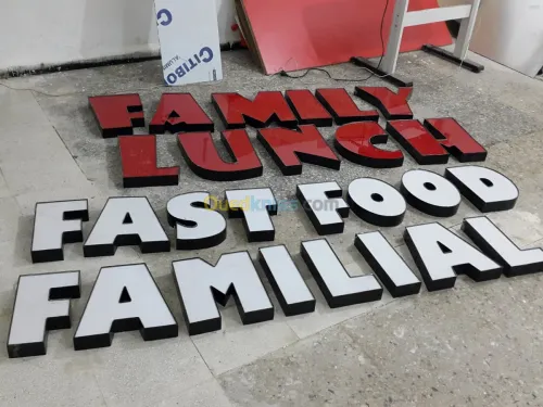 Publicité et Décoration