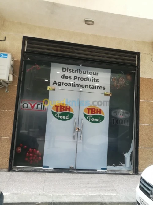 Habillage Vitrine et habillage intérieur